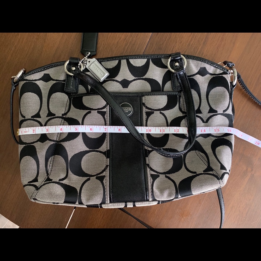 Coach Handbag - Picture 5 of 8